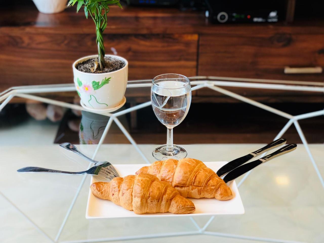 Urban House Premium Apartment Ho Chi Minh City Bagian luar foto
