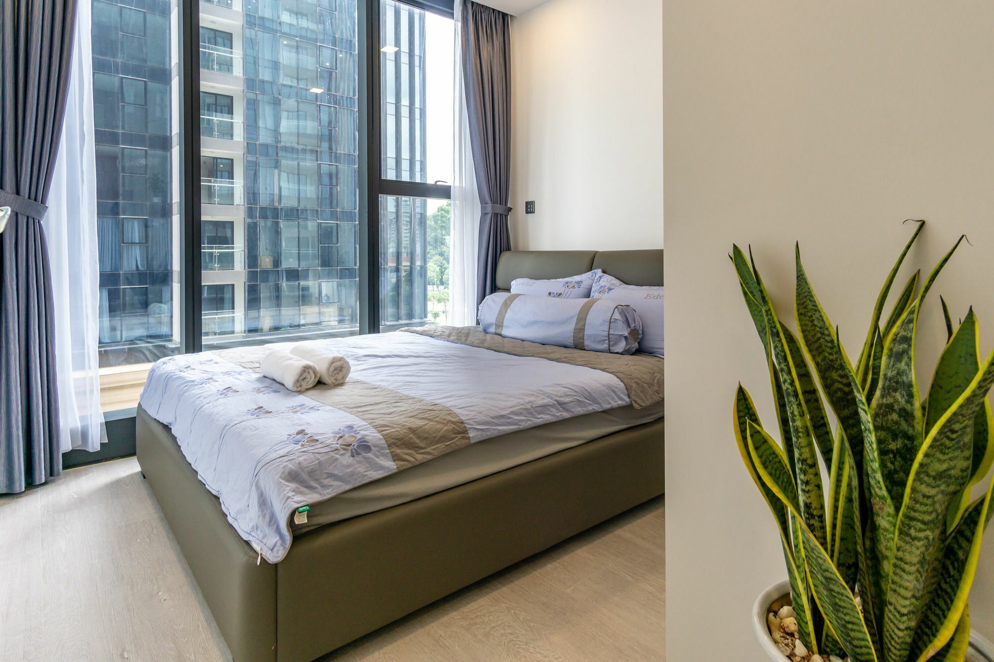 Urban House Premium Apartment Ho Chi Minh City Bagian luar foto